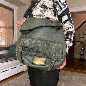 Isabella Fiore Shoulder Bag